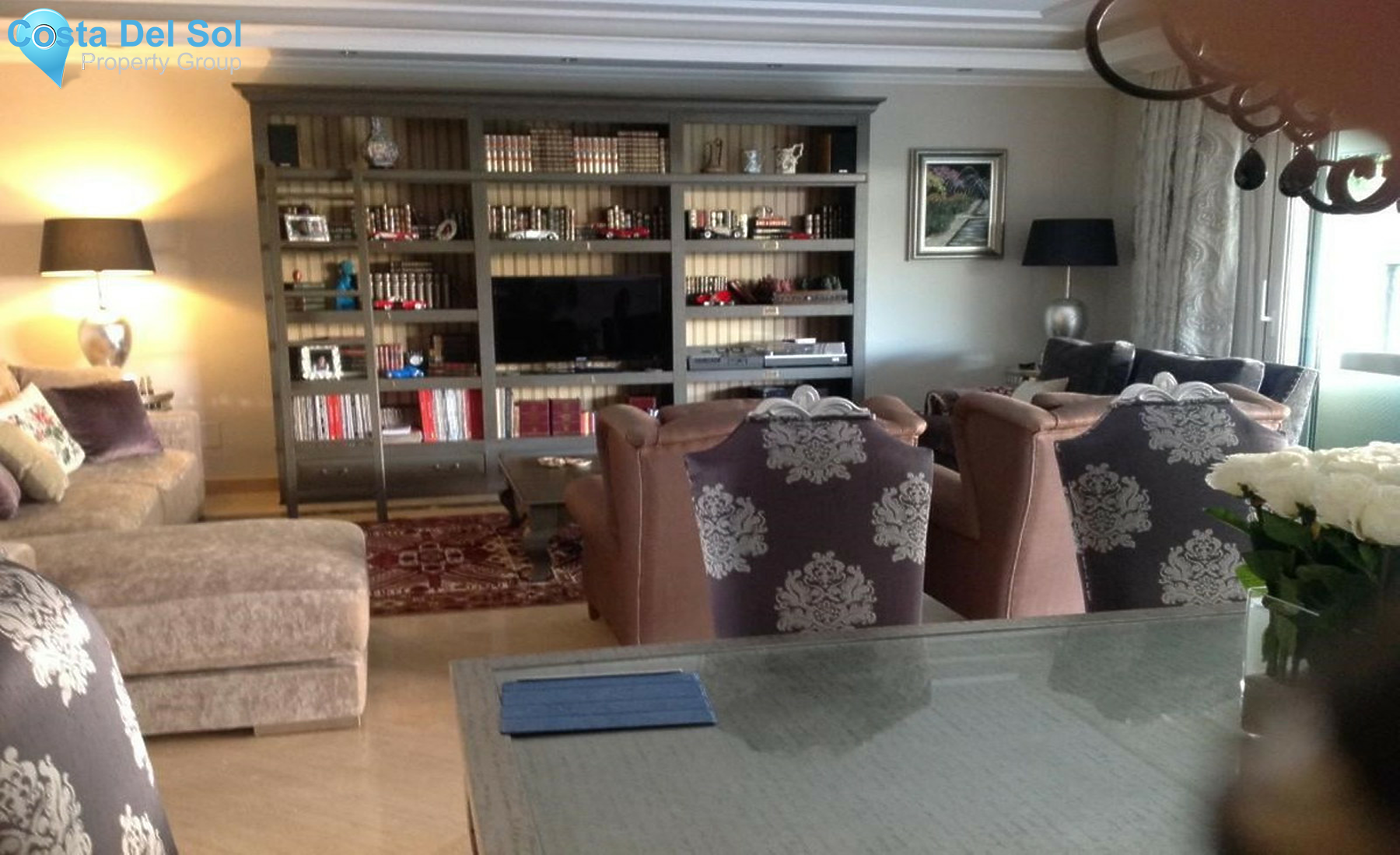 Middle Floor Apartment in Puerto Banús-1315115