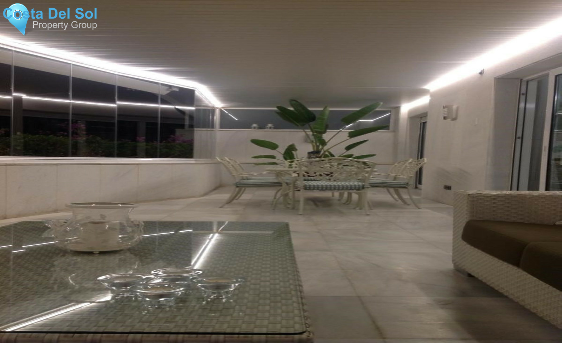 Middle Floor Apartment in Puerto Banús-1315121