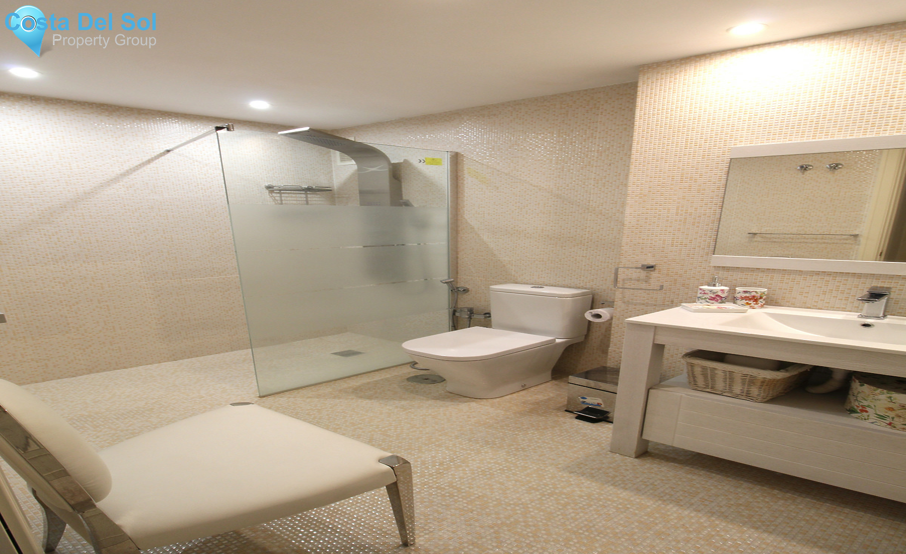 Middle Floor Apartment in Puerto Banús-1327023