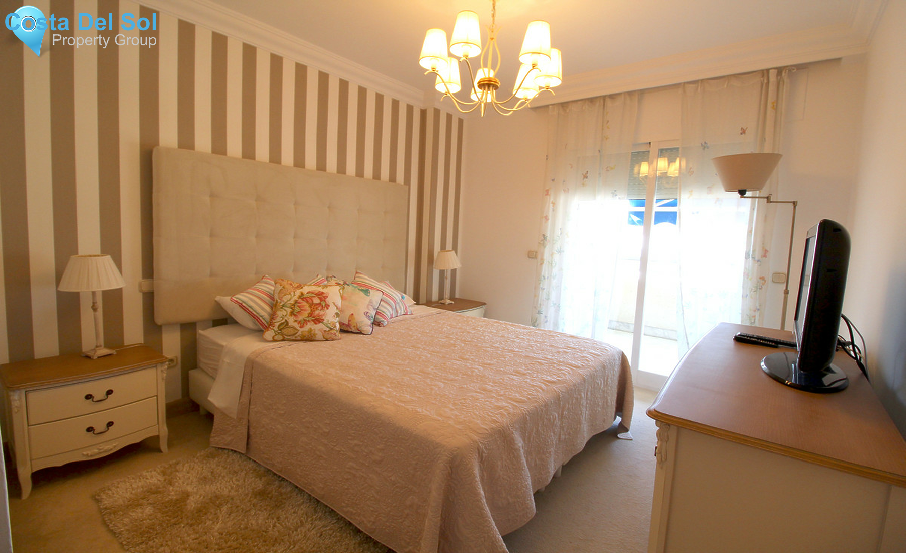Middle Floor Apartment in Puerto Banús-1327026
