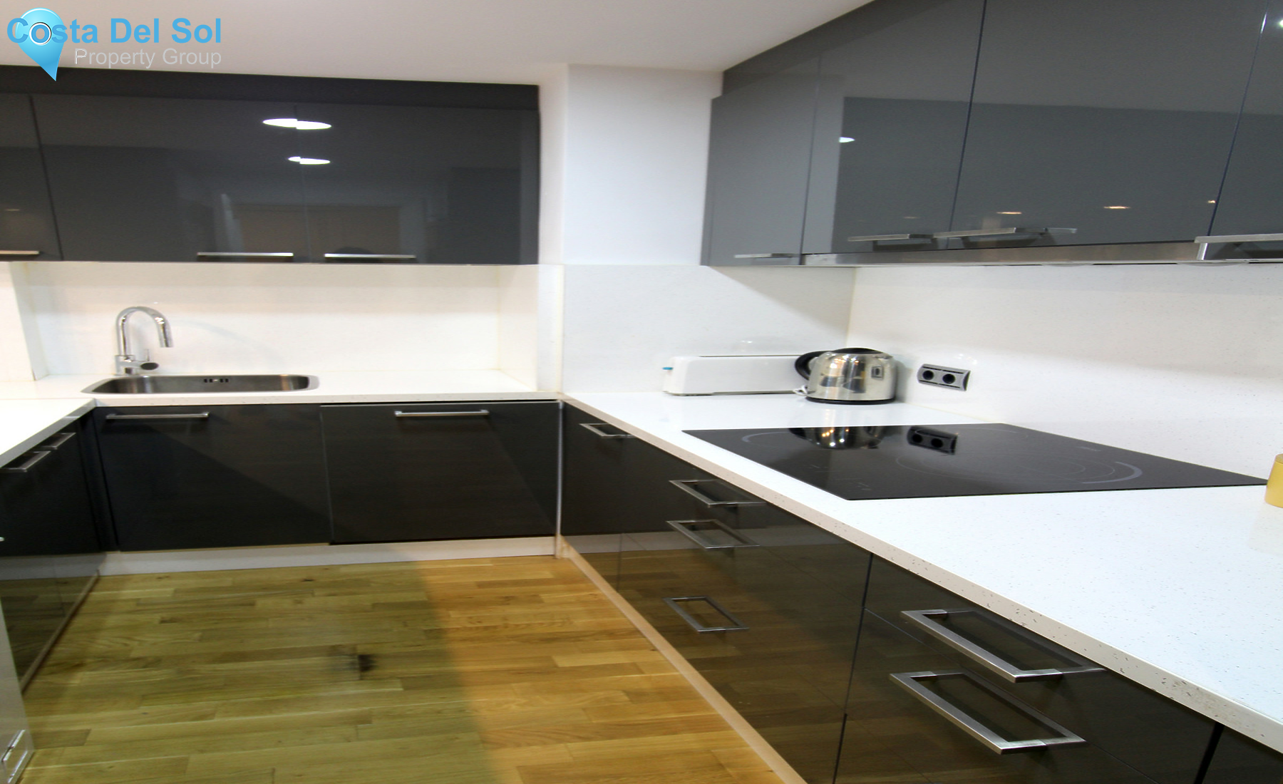 Middle Floor Apartment in Puerto Banús-1327017