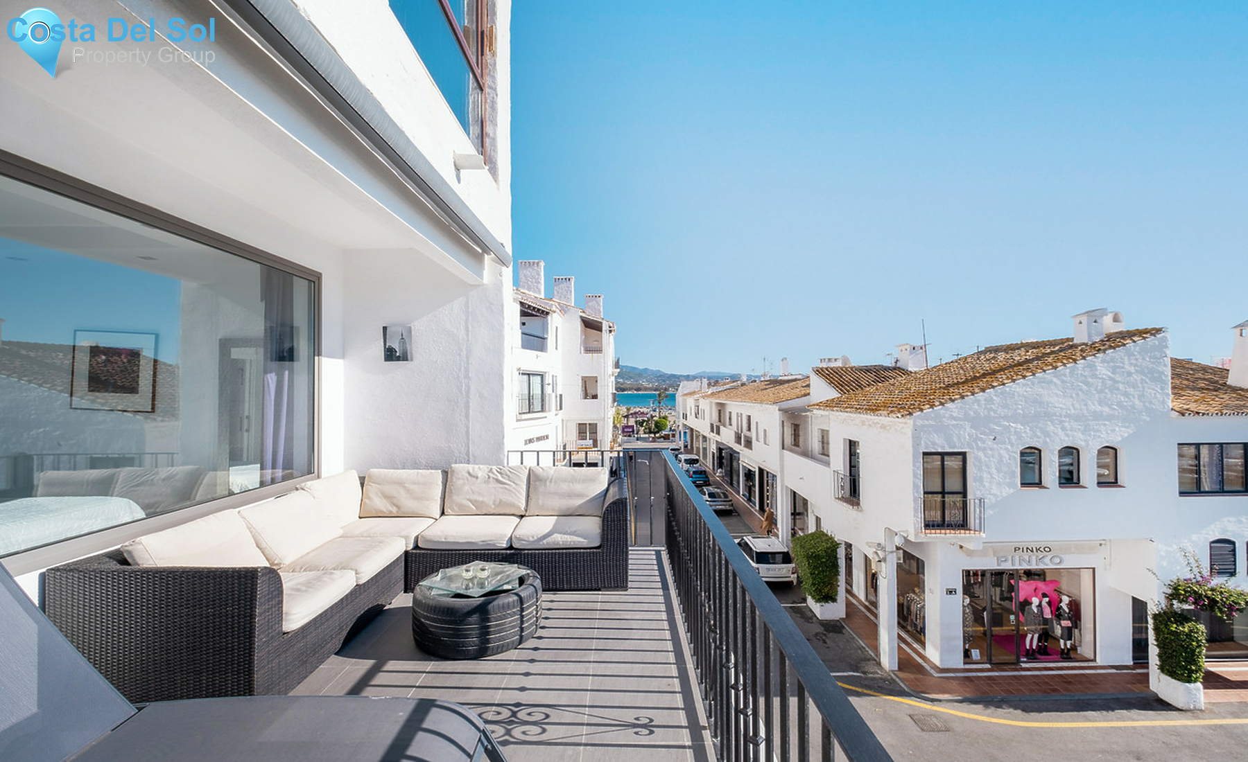Middle Floor Apartment in Puerto Banús-1332088