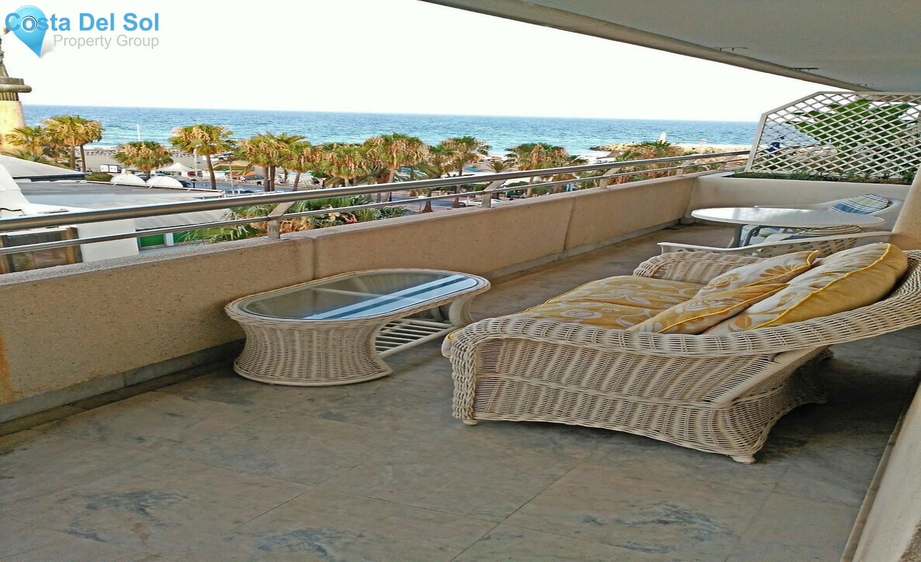 Middle Floor Apartment in Puerto Banús-1332527