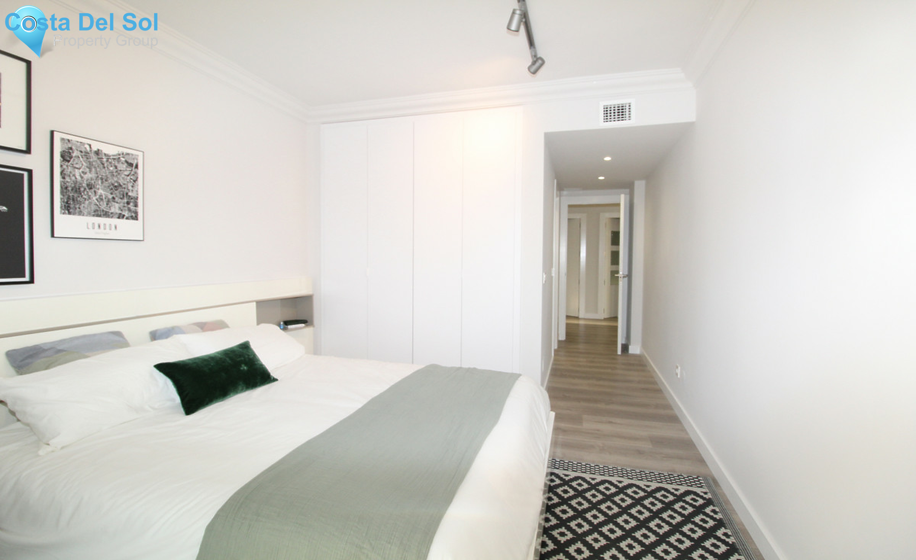 Middle Floor Apartment in Puerto Banús-1334075