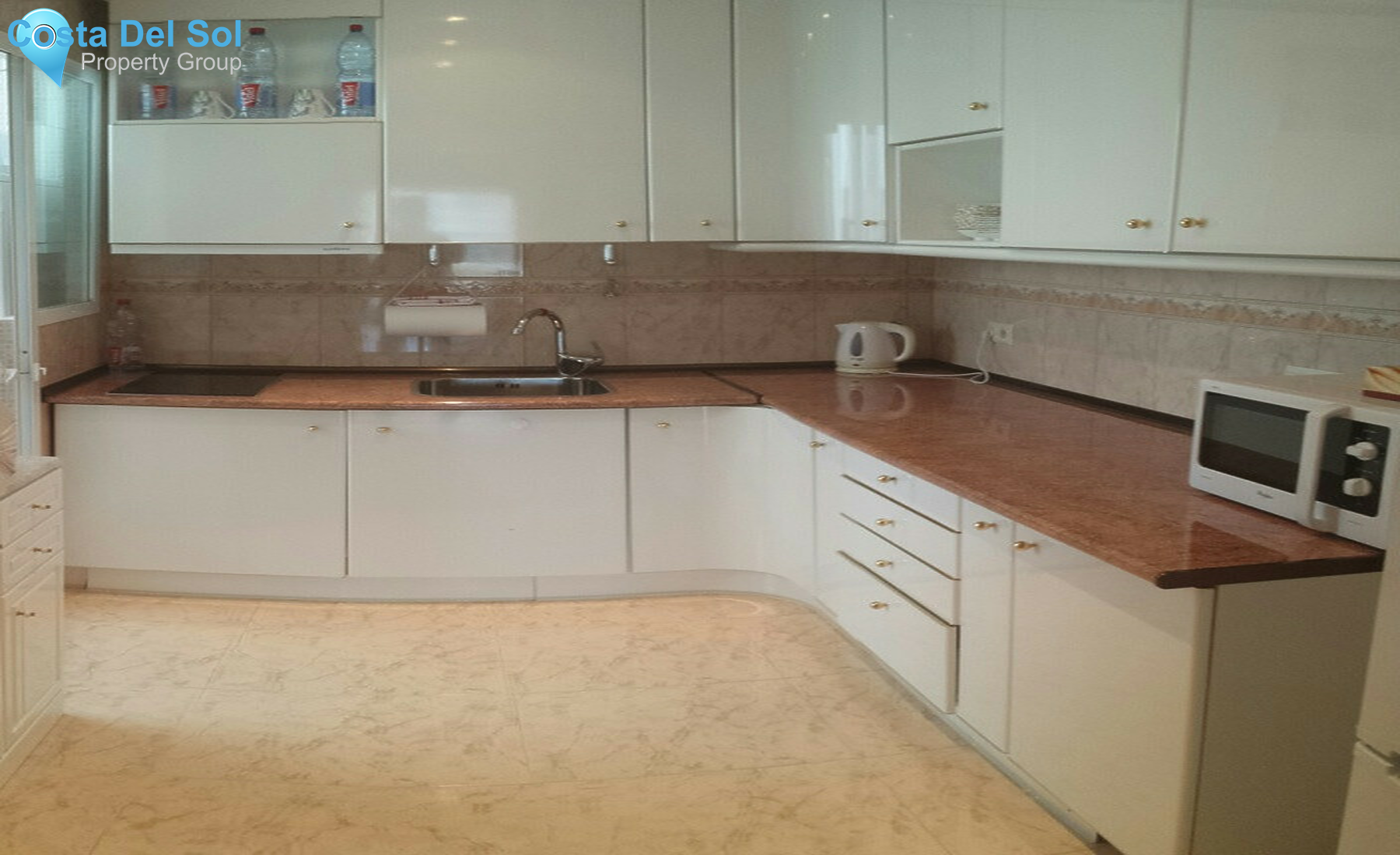 Middle Floor Apartment in Puerto Banús-1334599
