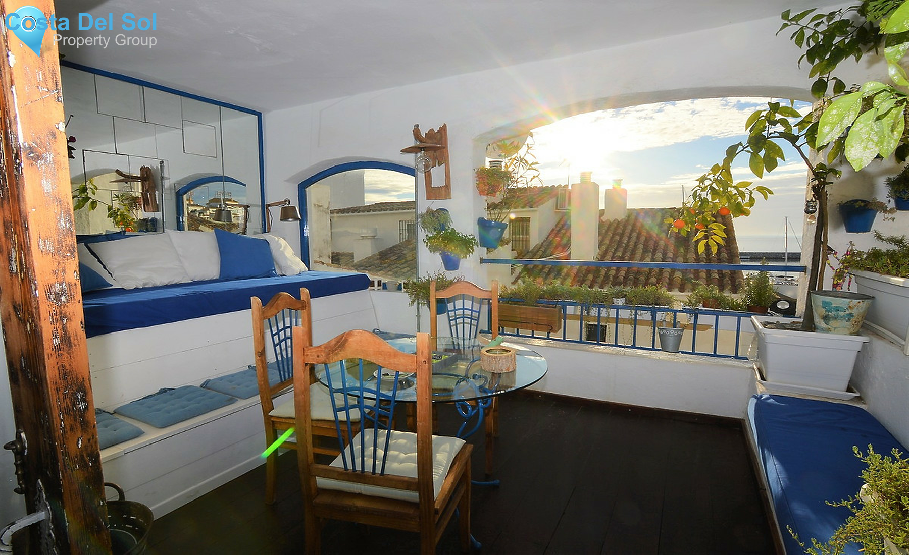 Middle Floor Apartment in Puerto Banús-1334803