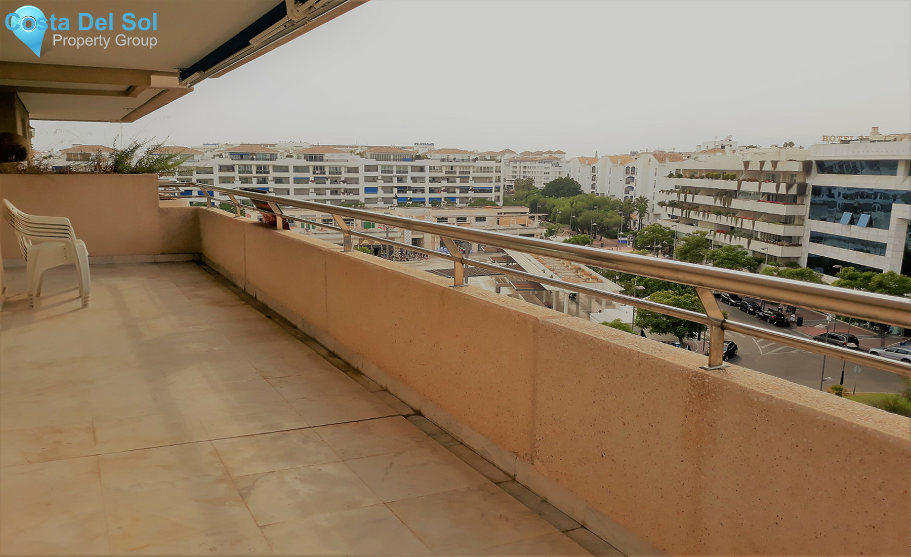 Middle Floor Apartment in Puerto Banús-1335598