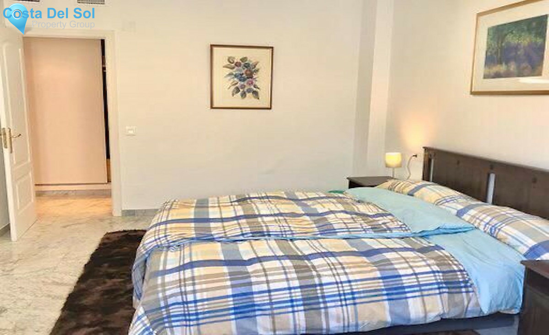 Middle Floor Apartment in Puerto Banús-1335929