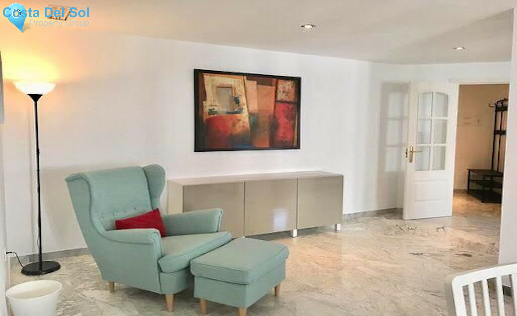 Middle Floor Apartment in Puerto Banús-1335924