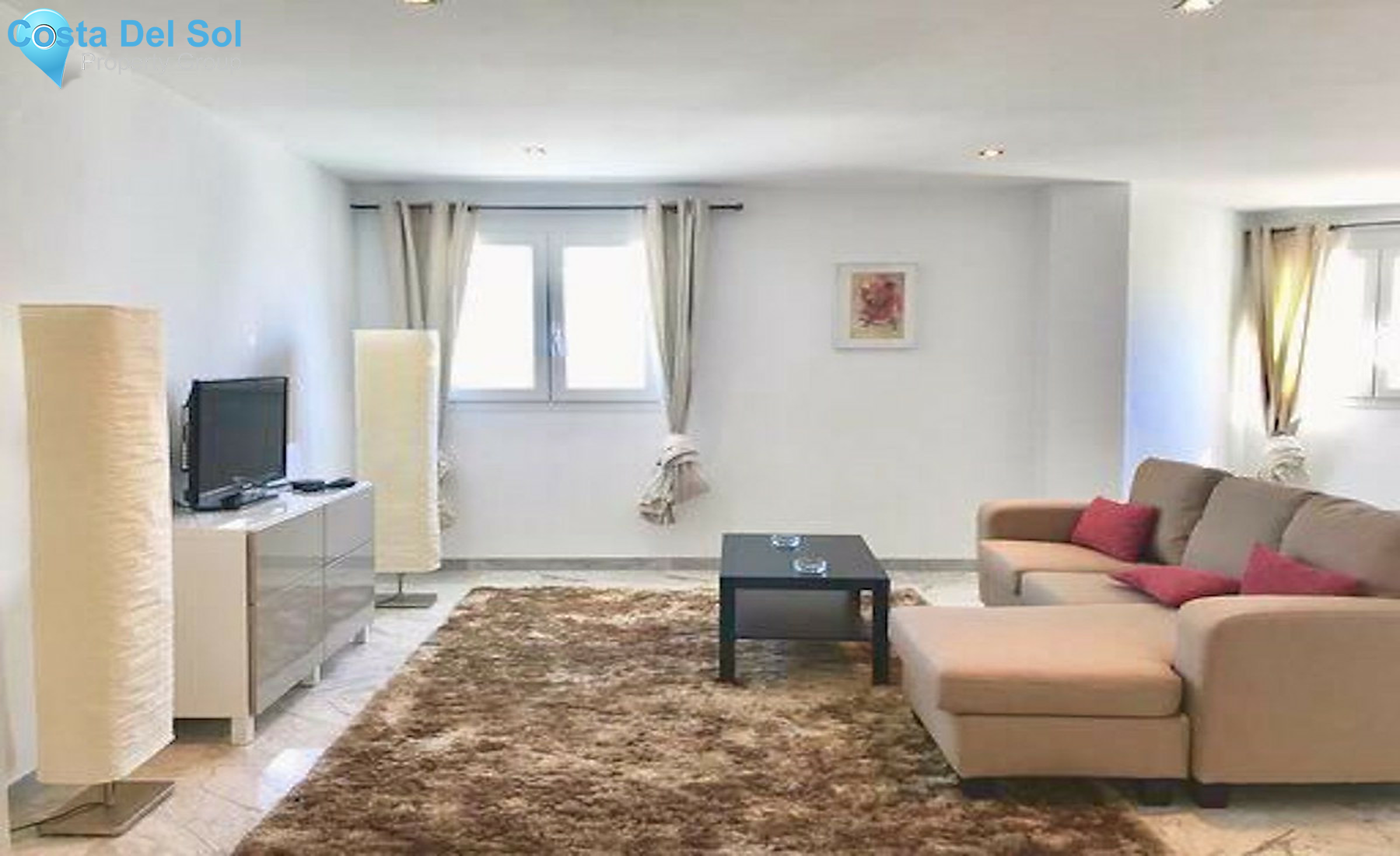Middle Floor Apartment in Puerto Banús-1335925