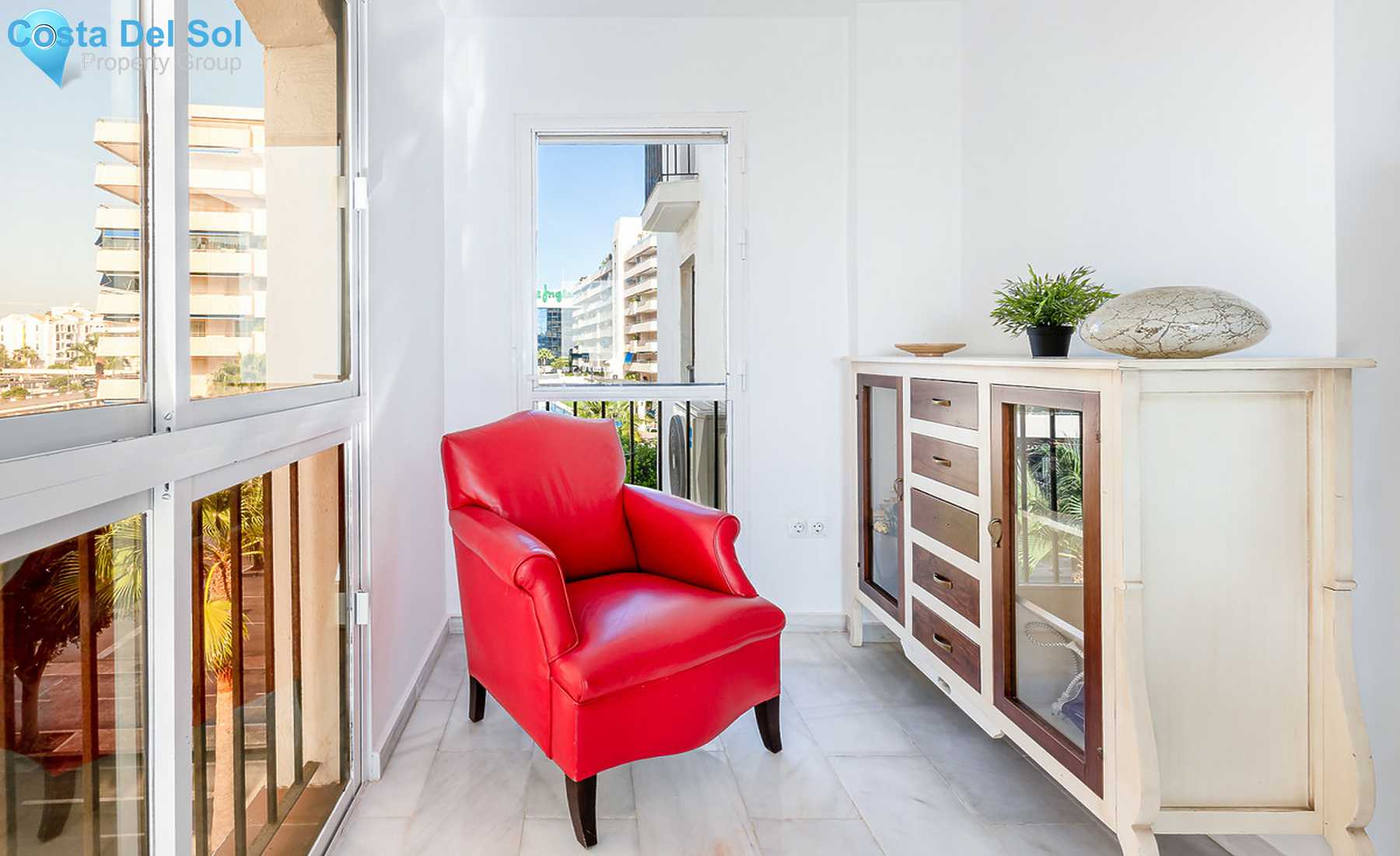 Middle Floor Apartment in Puerto Banús-1337303