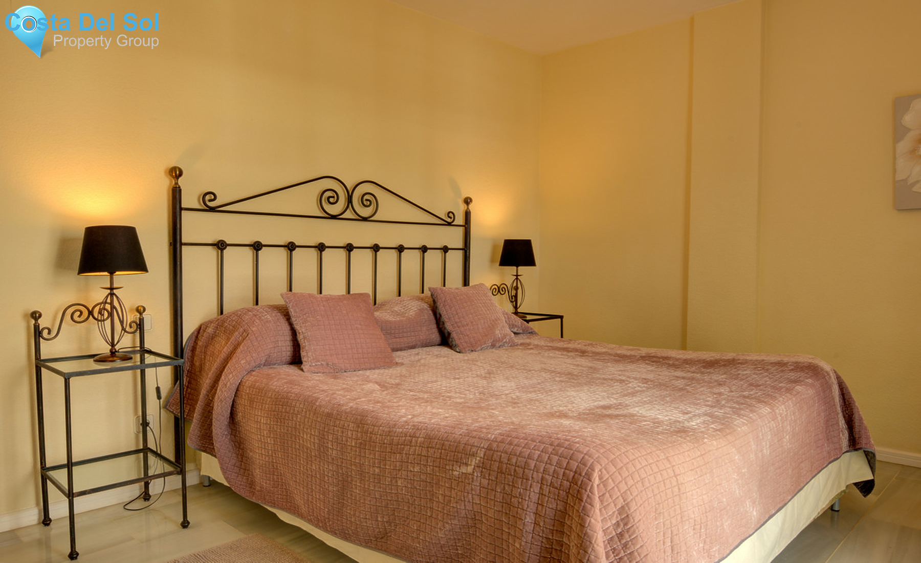 Middle Floor Apartment in Puerto Banús-1345328