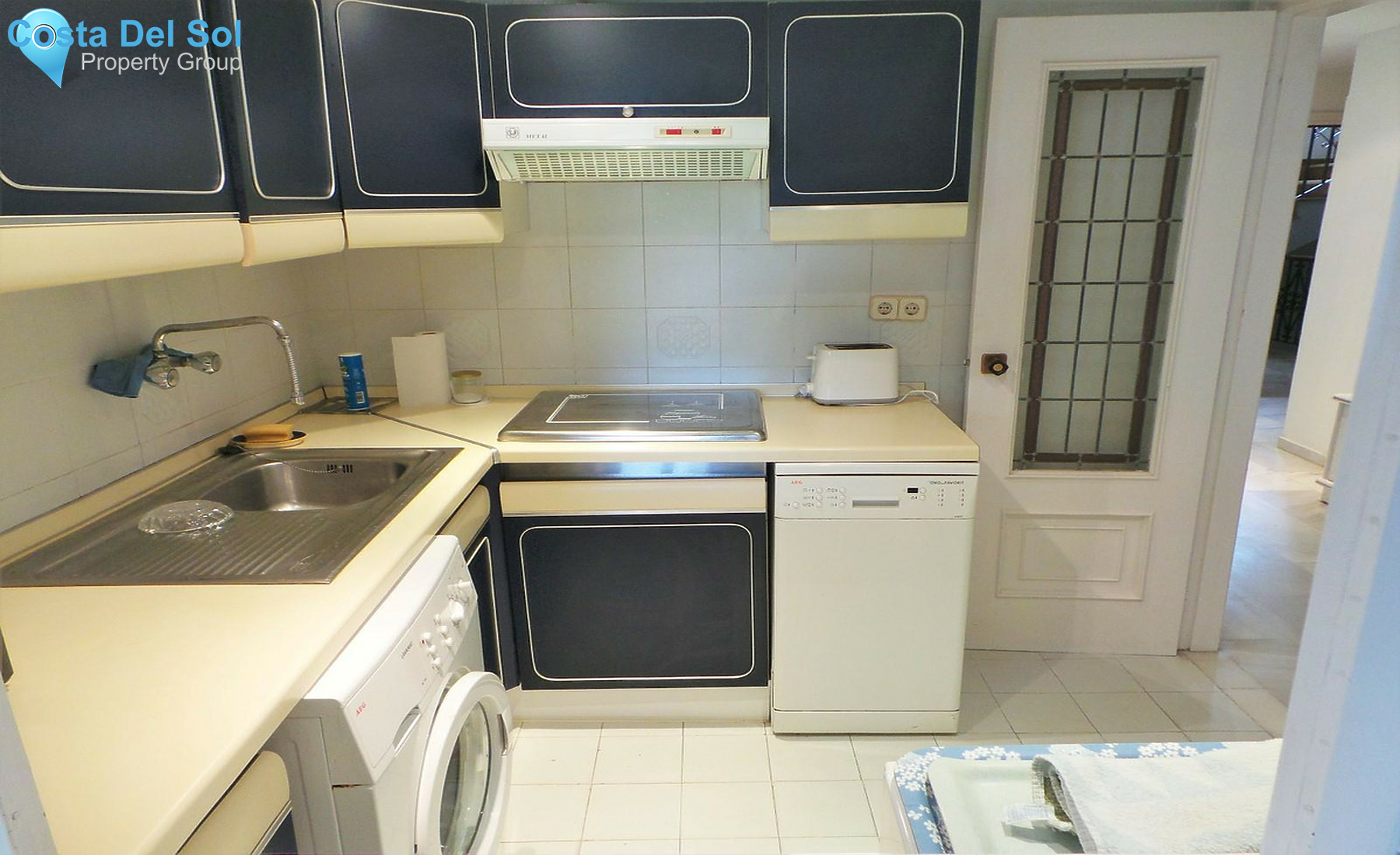 Middle Floor Apartment in Puerto Banús-1348698