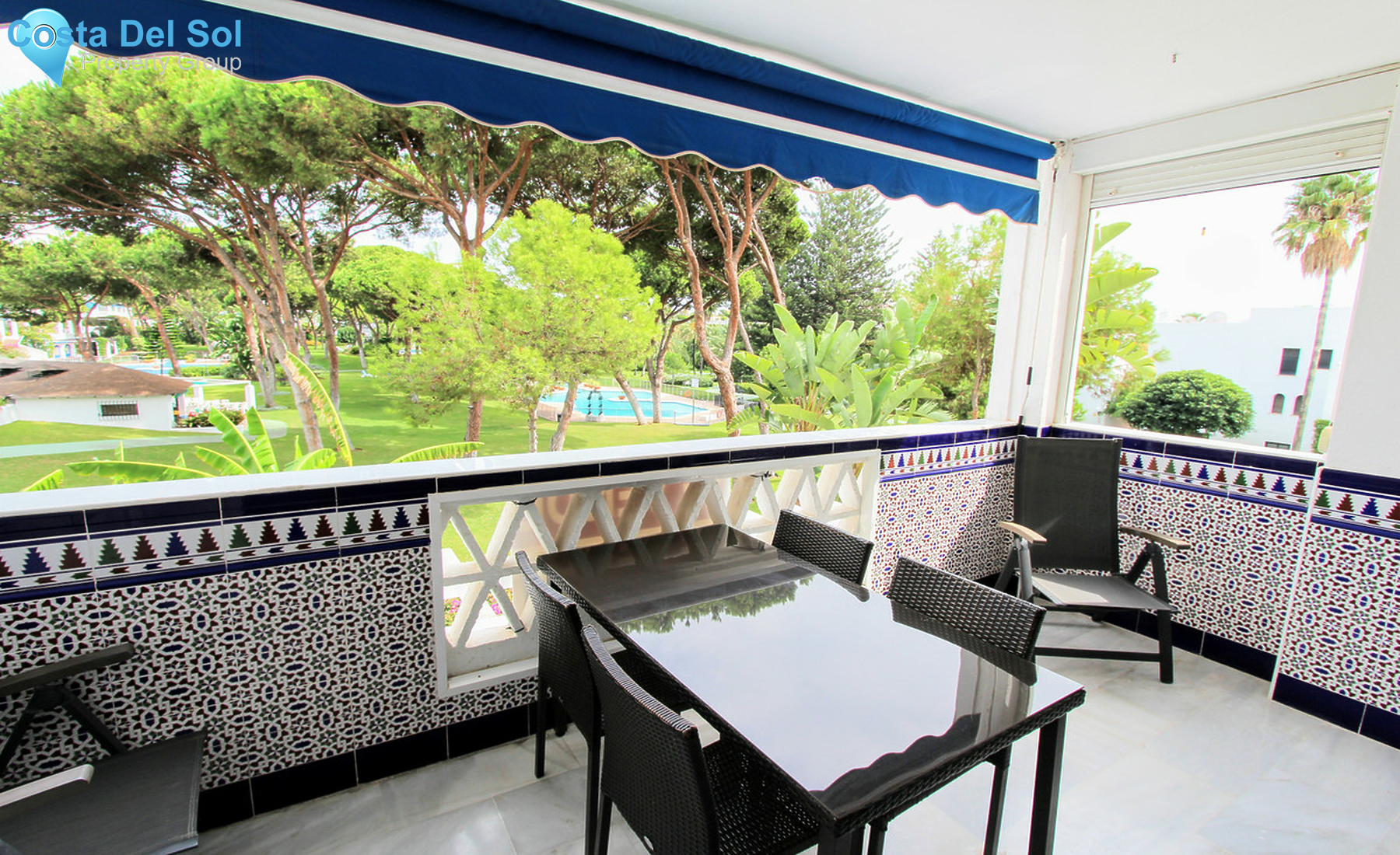 Middle Floor Apartment in Puerto Banús-1351689