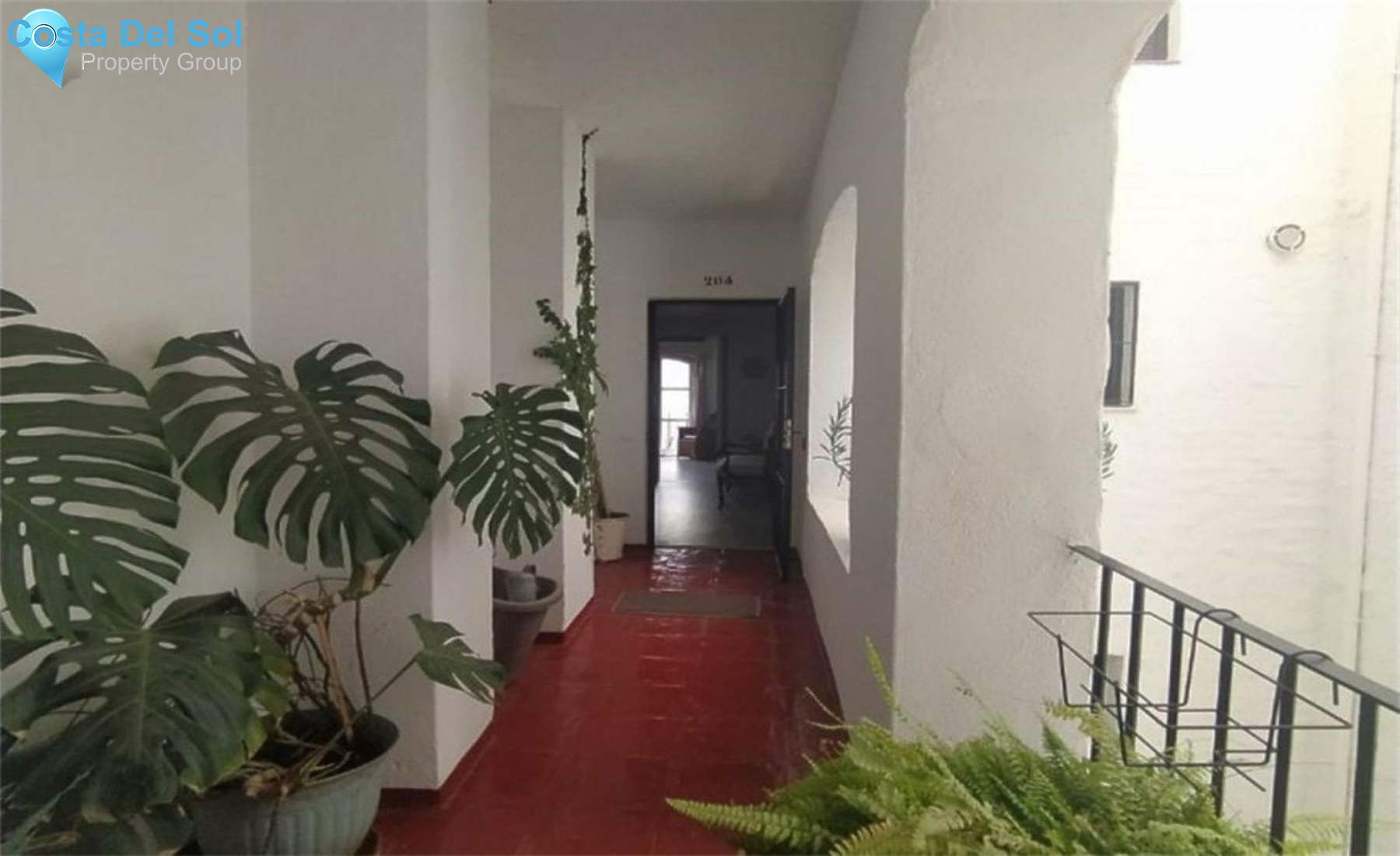 Middle Floor Apartment in Puerto Banús