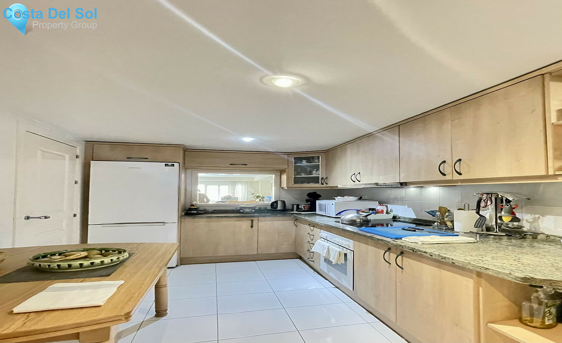 Middle Floor Apartment in Puerto Banús-1370299