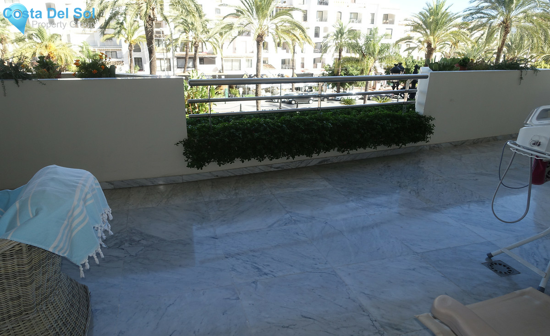 Middle Floor Apartment in Puerto Banús-1372941