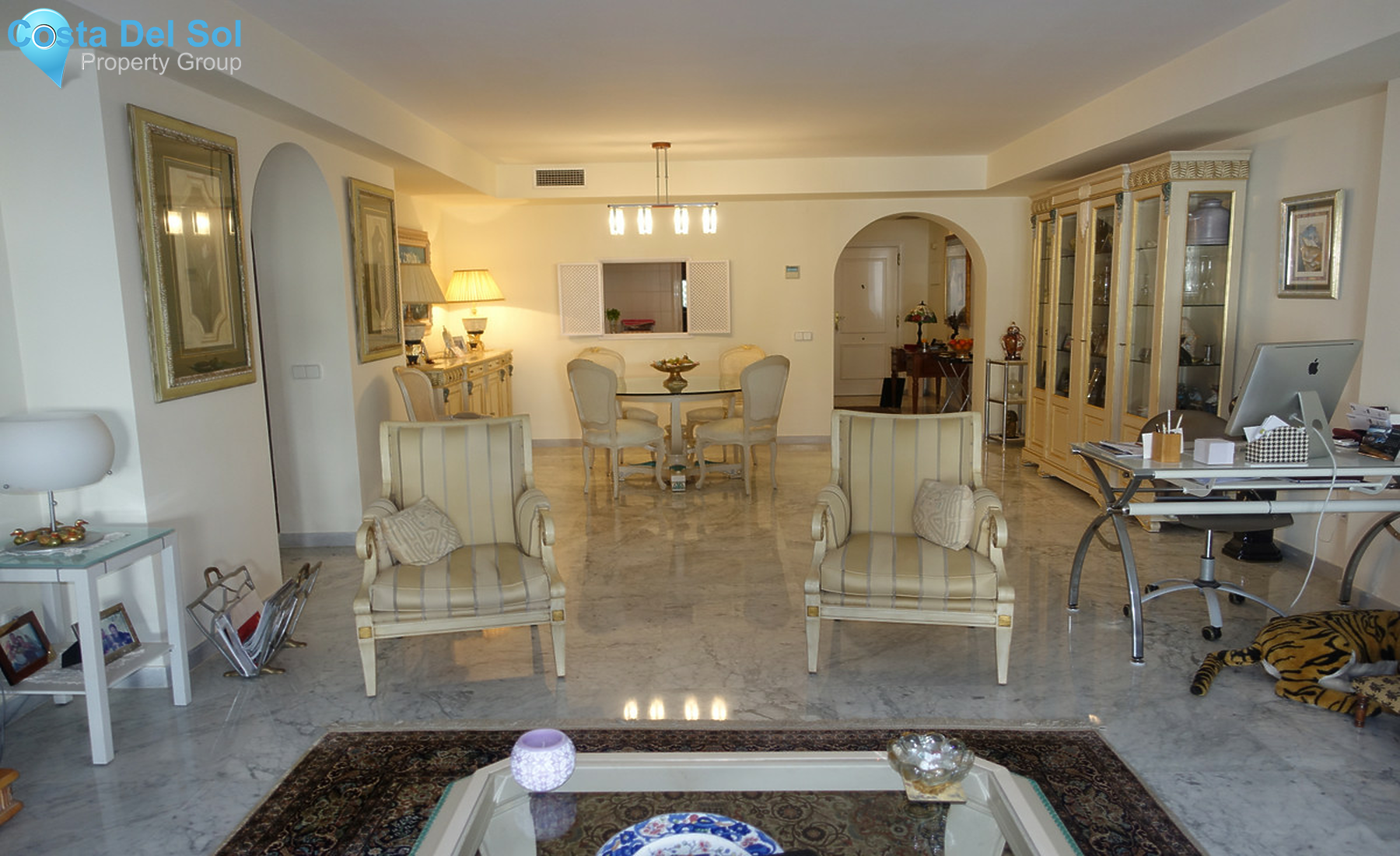 Middle Floor Apartment in Puerto Banús-1372927