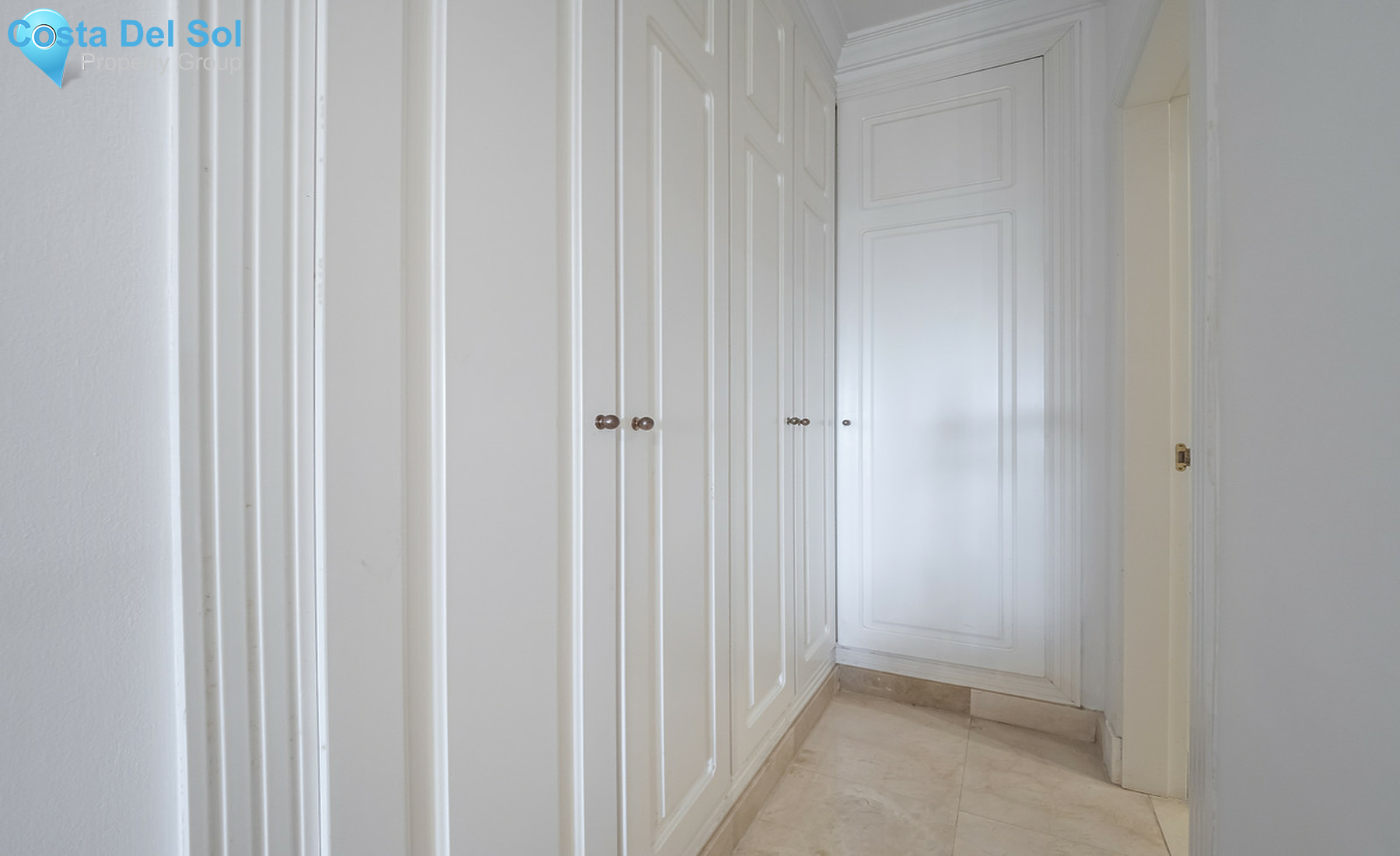 Middle Floor Apartment in Puerto Banús-1375547