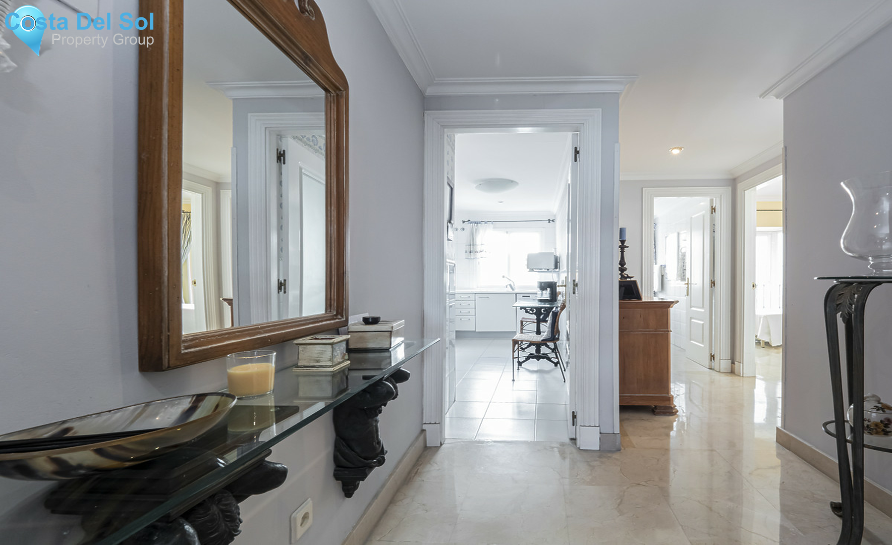 Middle Floor Apartment in Puerto Banús-1375552