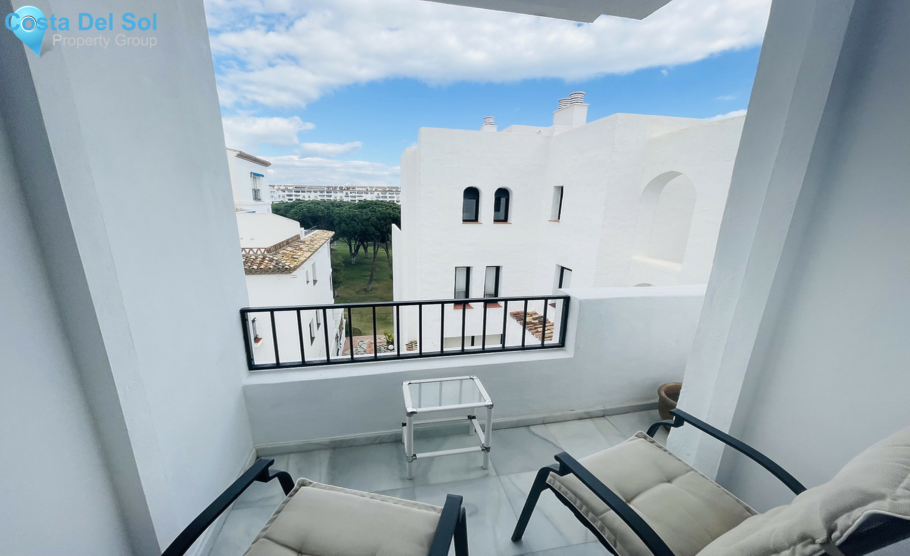 Middle Floor Apartment in Puerto Banús-1383131