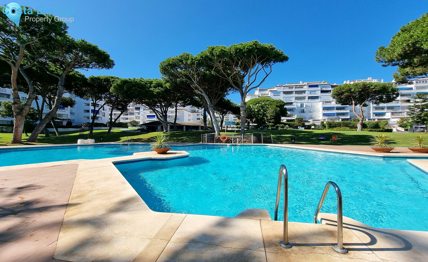Middle Floor Apartment in Puerto Banús-1385509