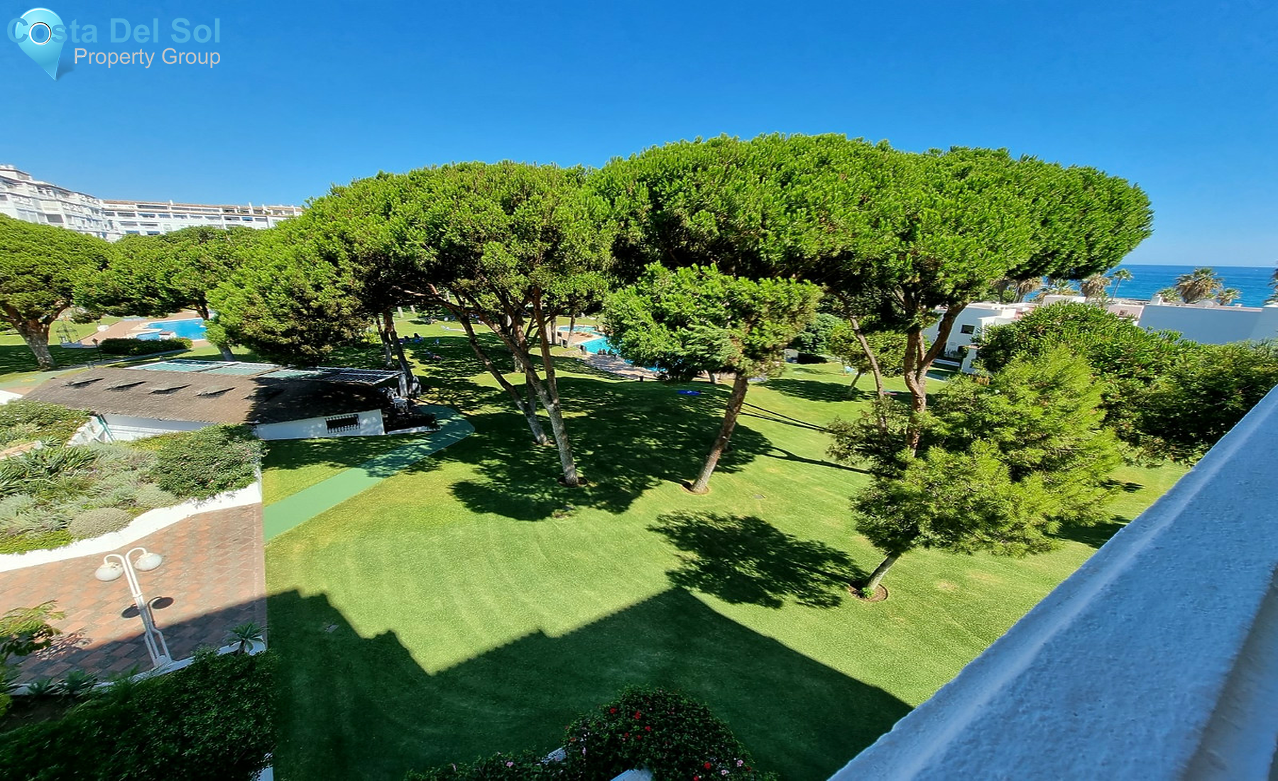 Middle Floor Apartment in Puerto Banús-1385519