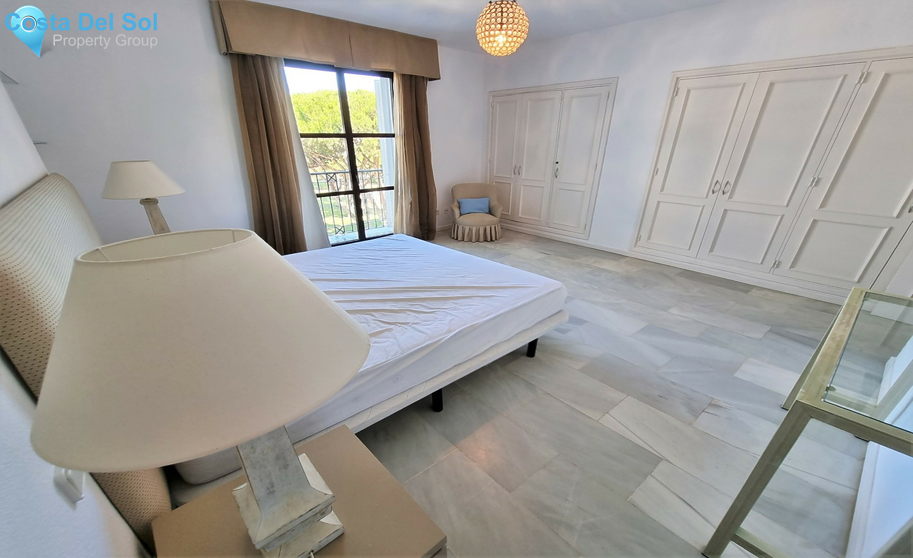 Middle Floor Apartment in Puerto Banús-1385520