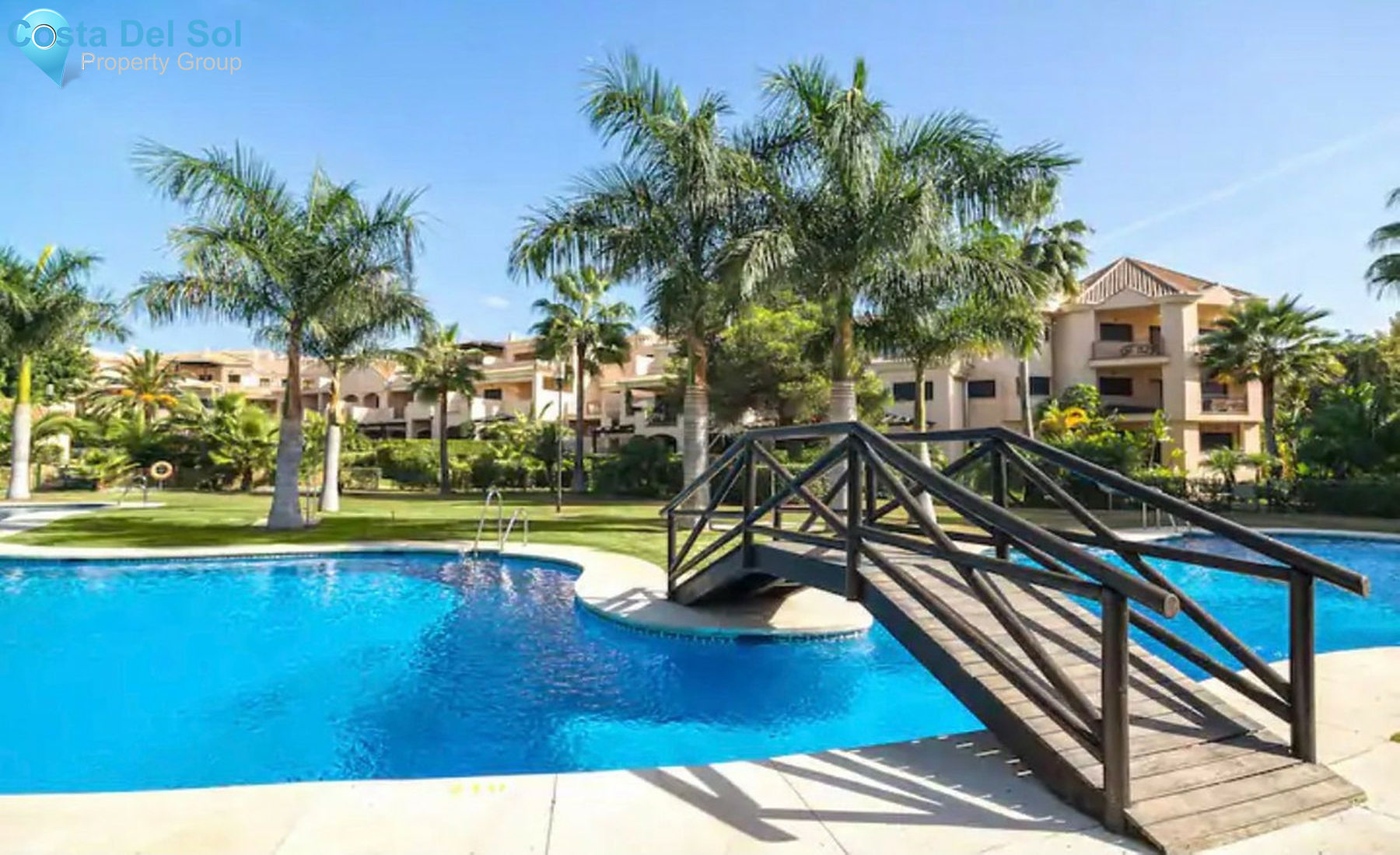 Middle Floor Apartment in Puerto Banús-1409175