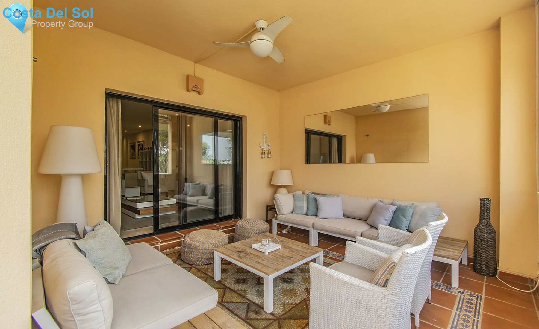 Middle Floor Apartment in Puerto Banús-1409189