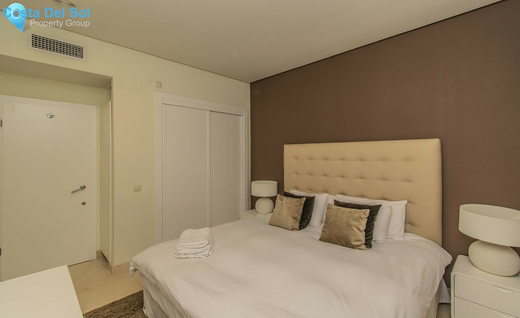 Middle Floor Apartment in Puerto Banús-1409191