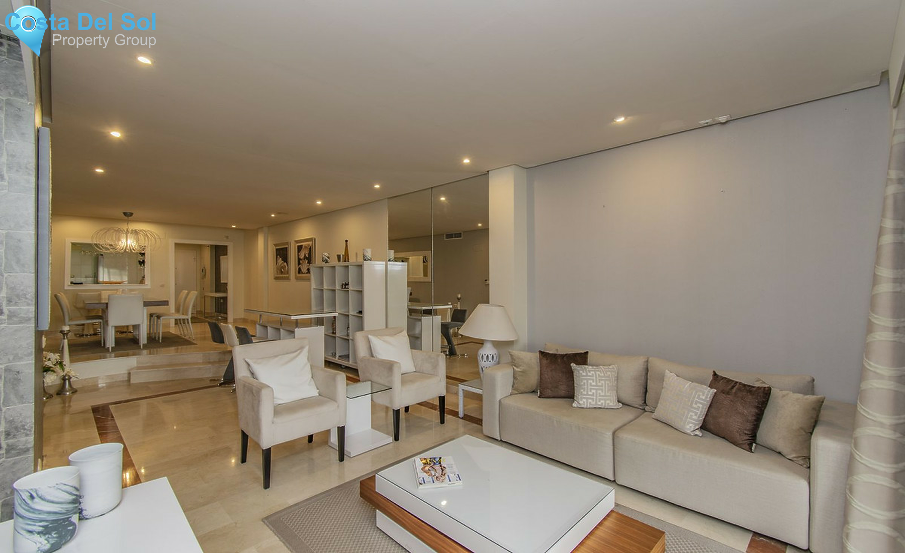 Middle Floor Apartment in Puerto Banús-1409182