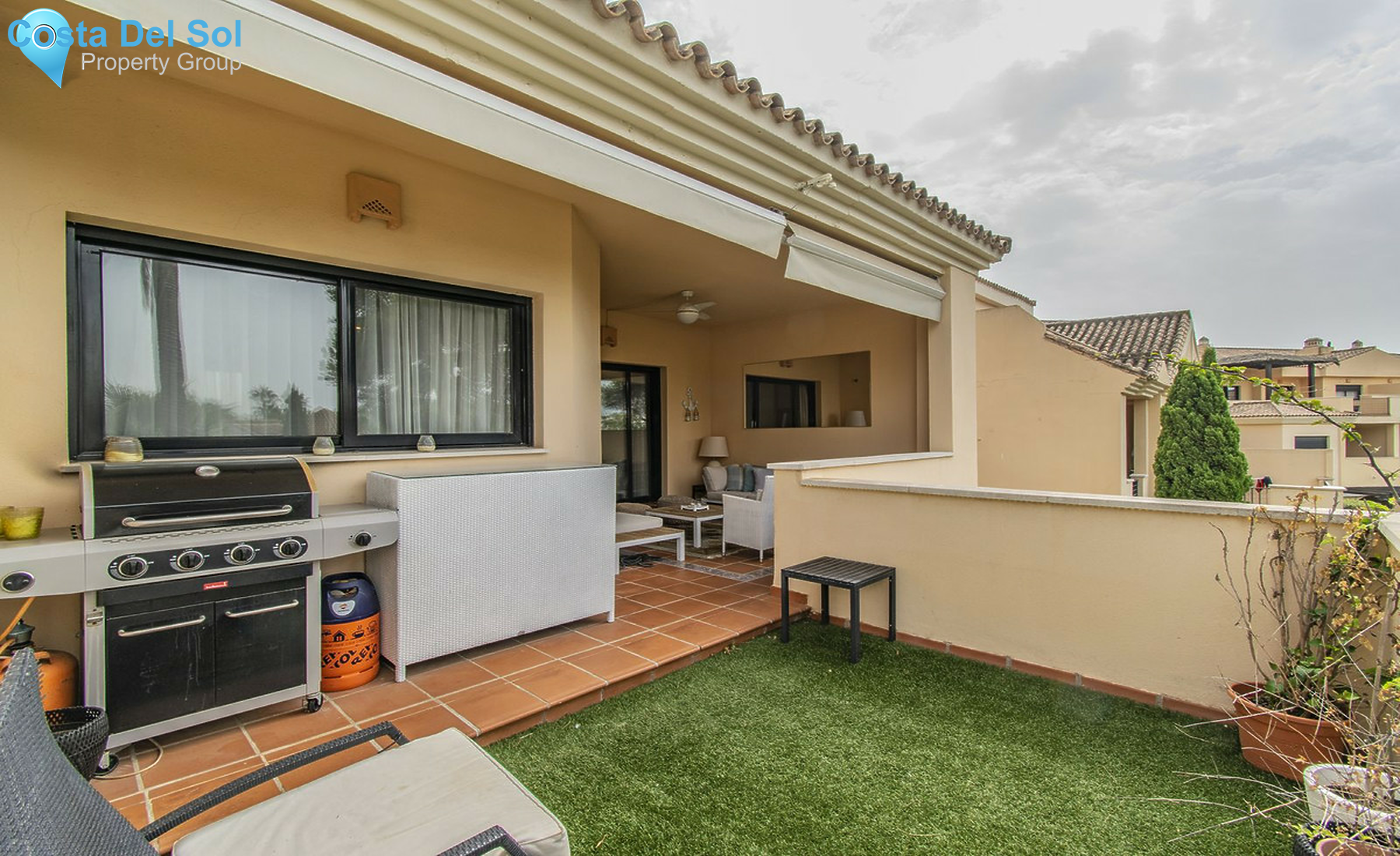 Middle Floor Apartment in Puerto Banús-1409183