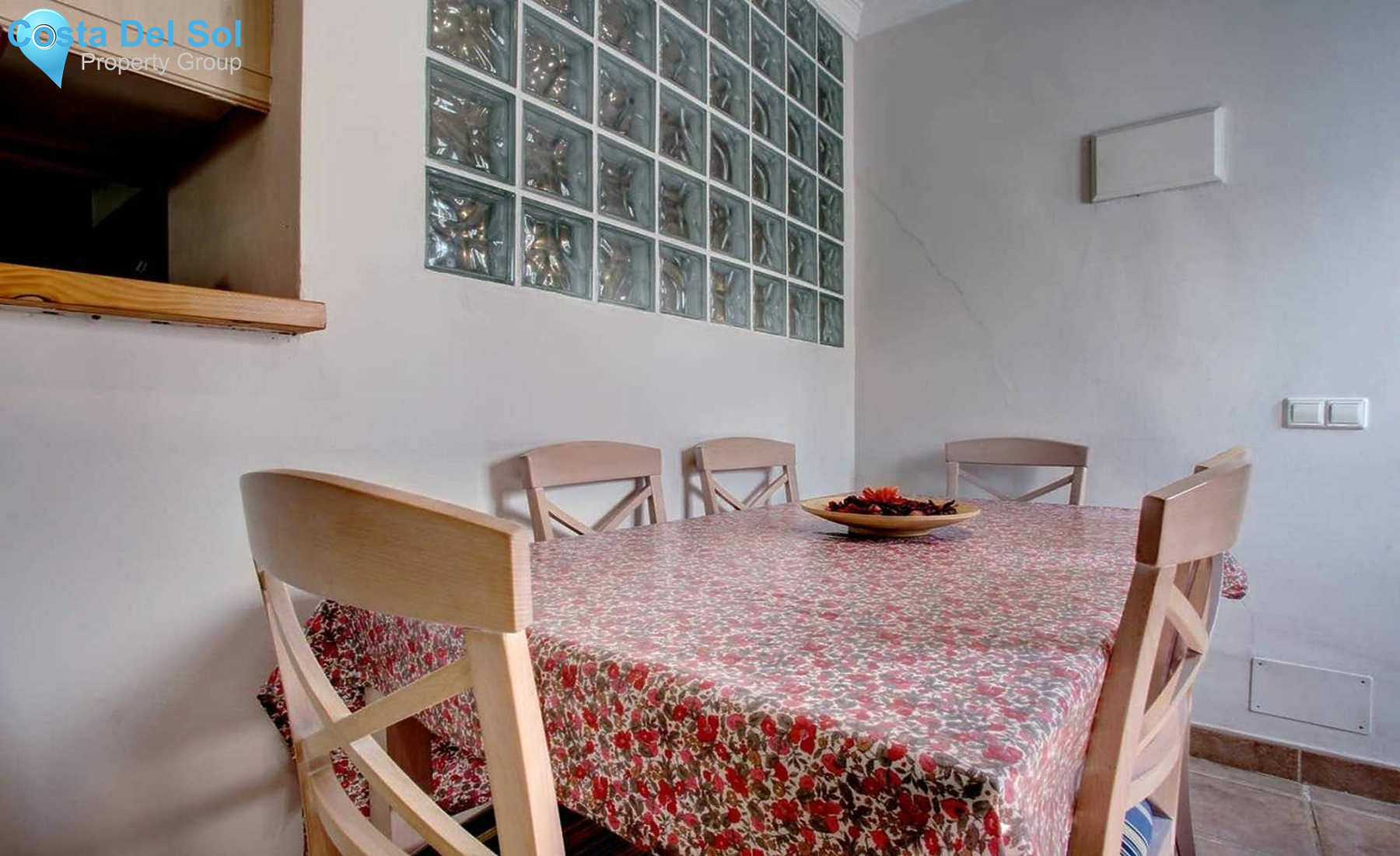 Middle Floor Apartment in Puerto Banús-1413768