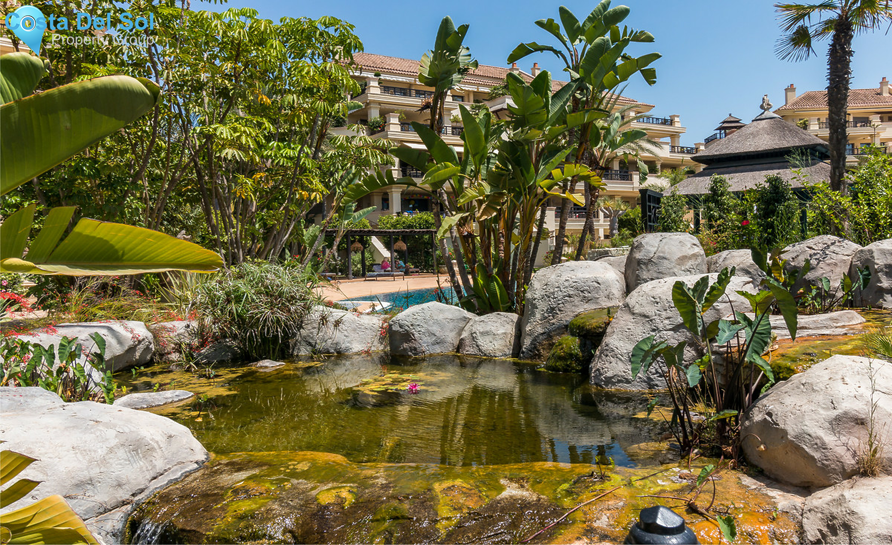 Middle Floor Apartment in Puerto Banús-1416616