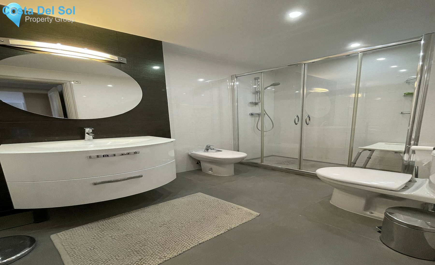 Middle Floor Apartment in Puerto Banús-1503555