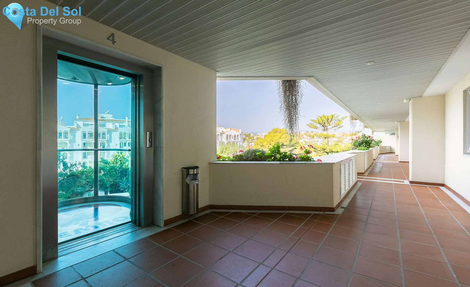 Middle Floor Apartment in Puerto Banús