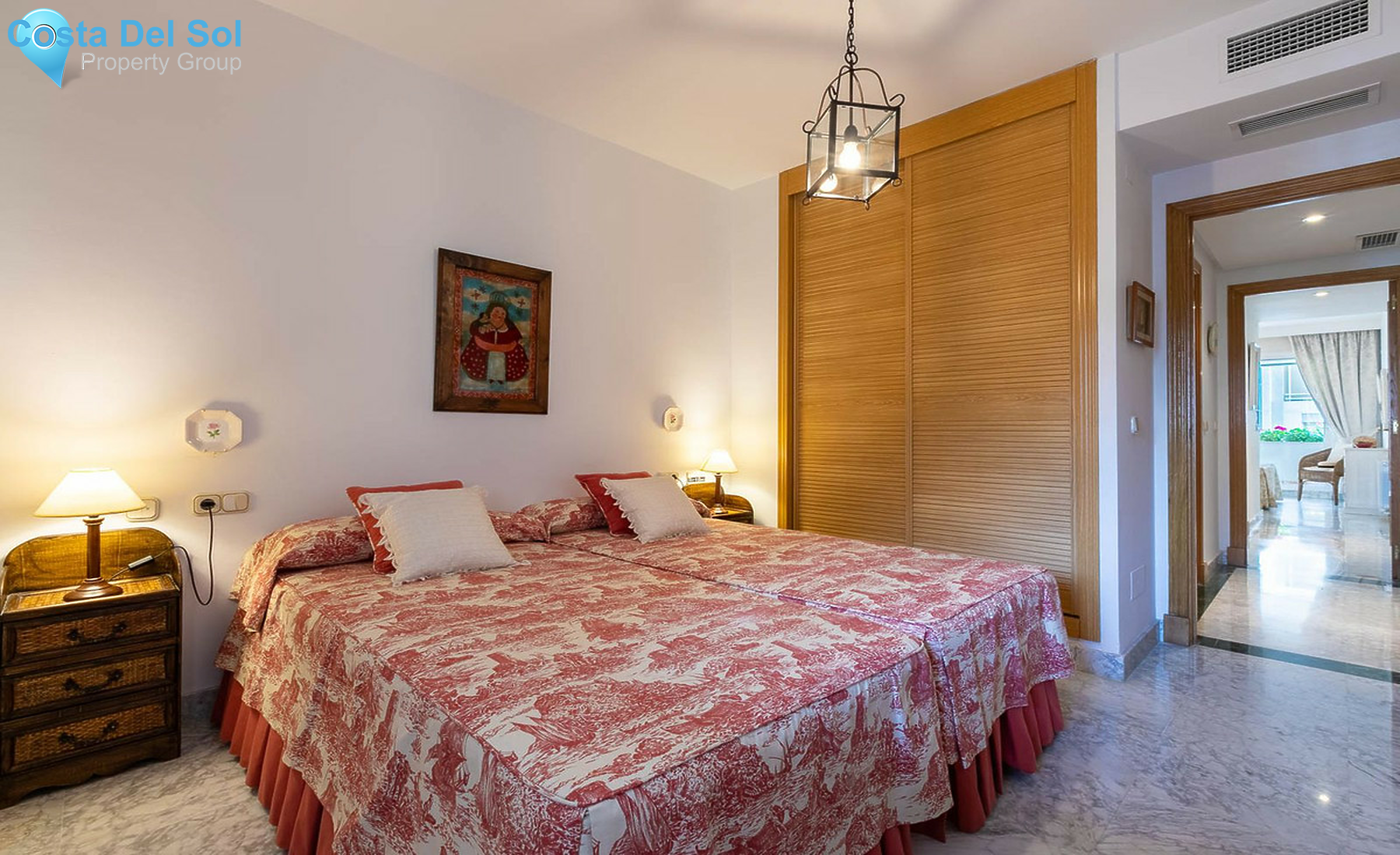 Middle Floor Apartment in Puerto Banús-1510053