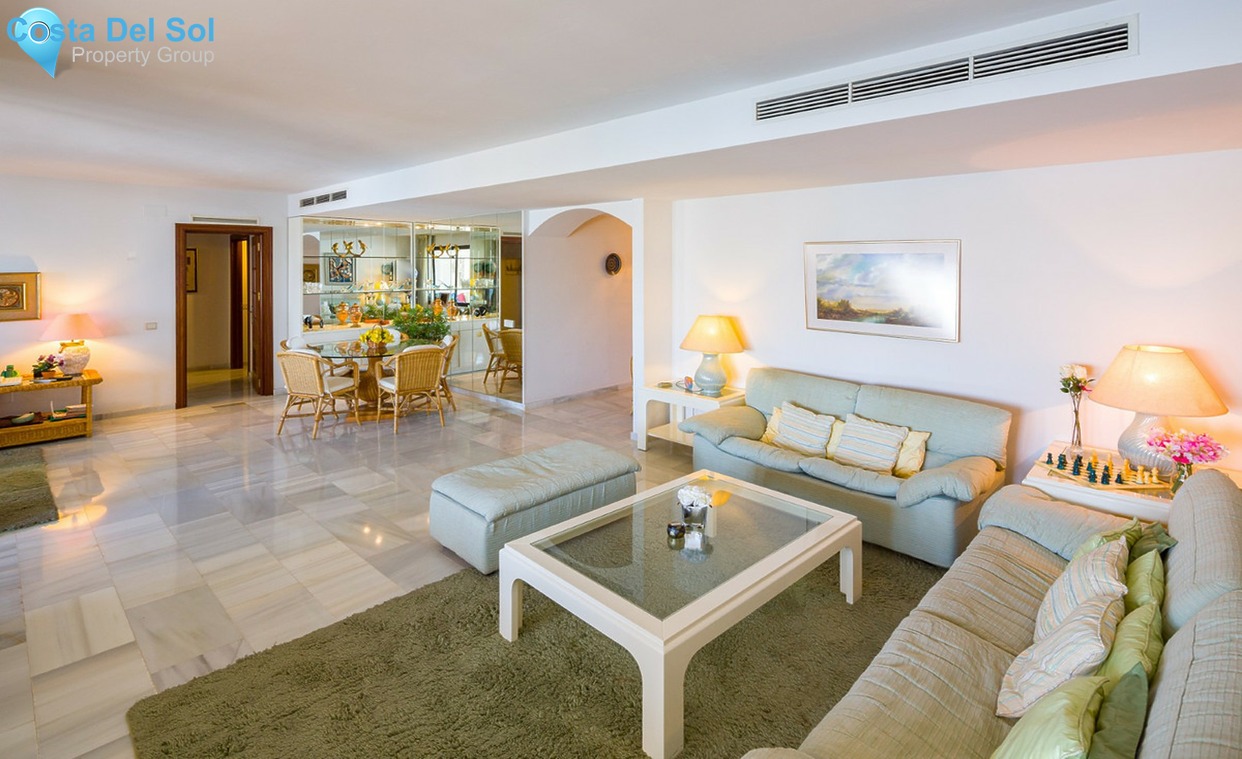 Middle Floor Apartment in Puerto Banús-1510916
