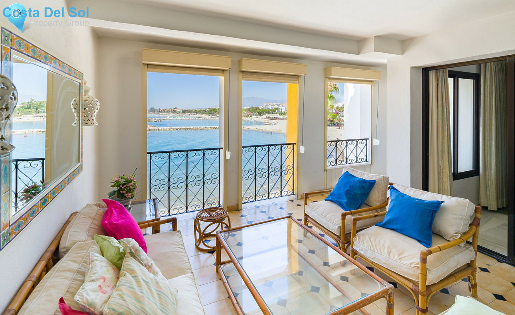 Middle Floor Apartment in Puerto Banús-1510921