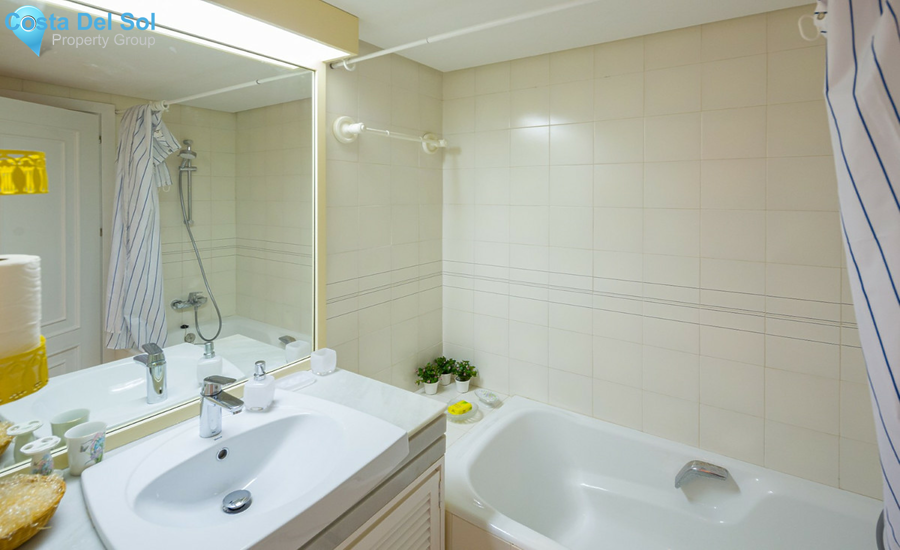 Middle Floor Apartment in Puerto Banús-1510925