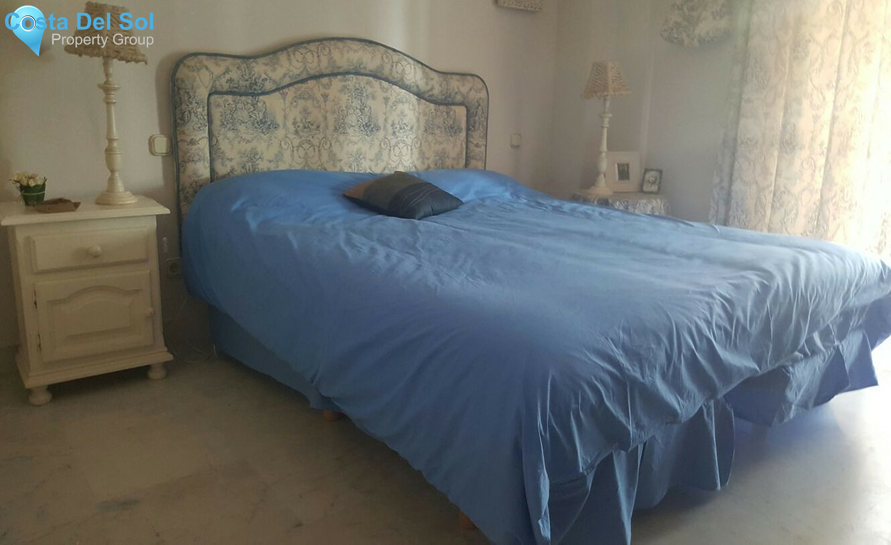 Middle Floor Apartment in Puerto Banús-1511143