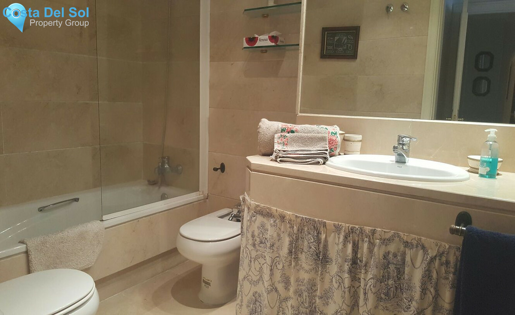 Middle Floor Apartment in Puerto Banús-1511139