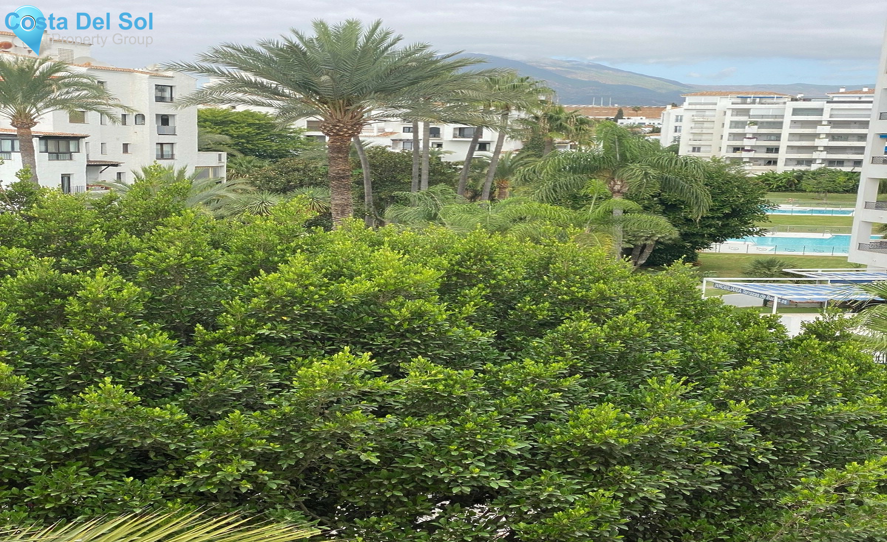 Middle Floor Apartment in Puerto Banús-1512466