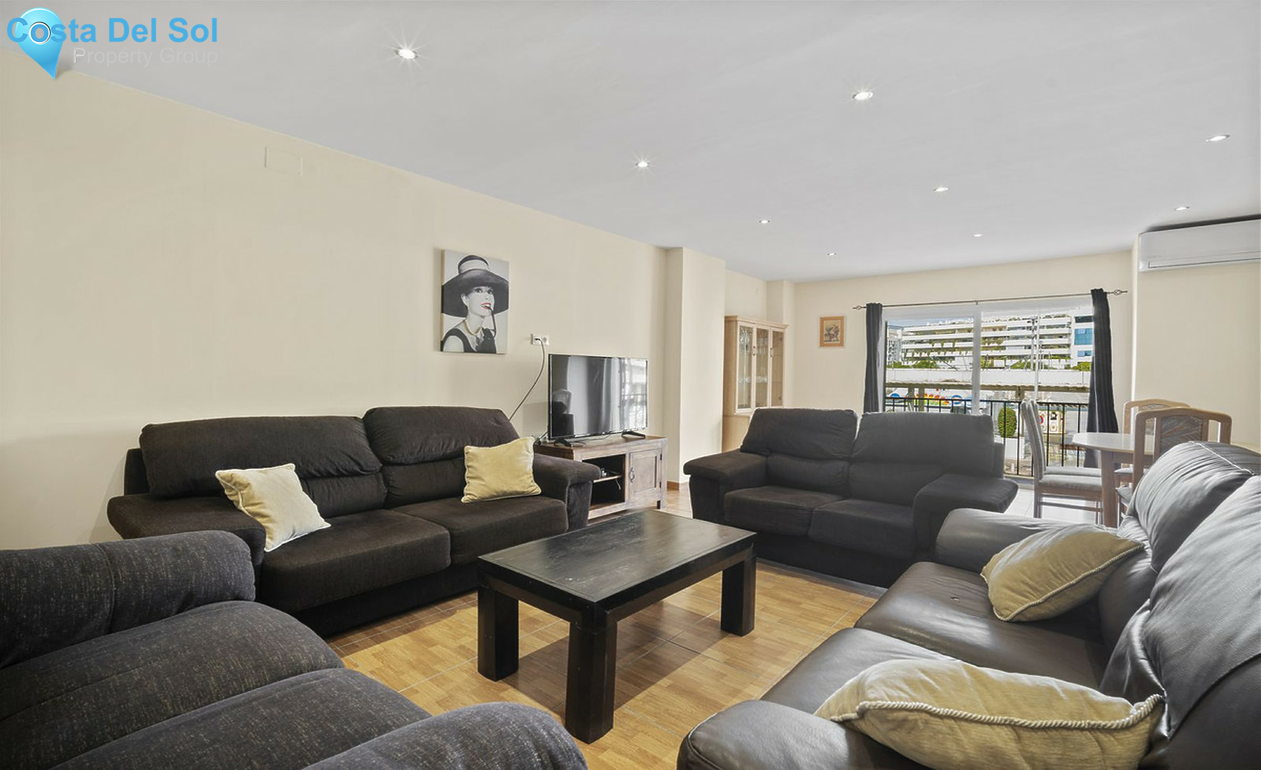 Middle Floor Apartment in Puerto Banús-1529641