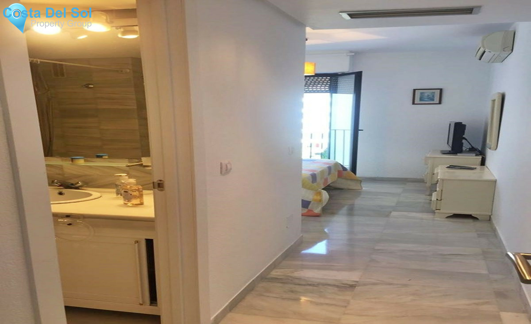 Middle Floor Apartment in Puerto Banús