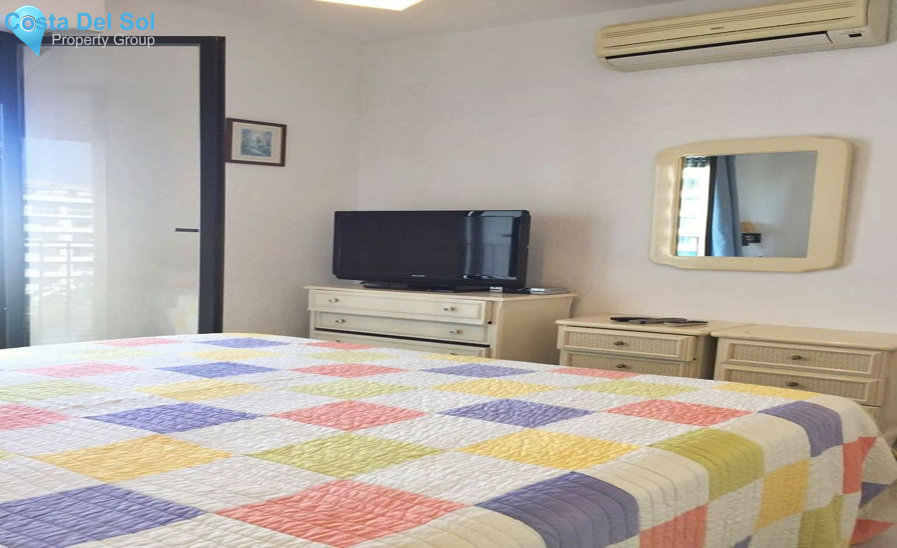 Middle Floor Apartment in Puerto Banús-1558846