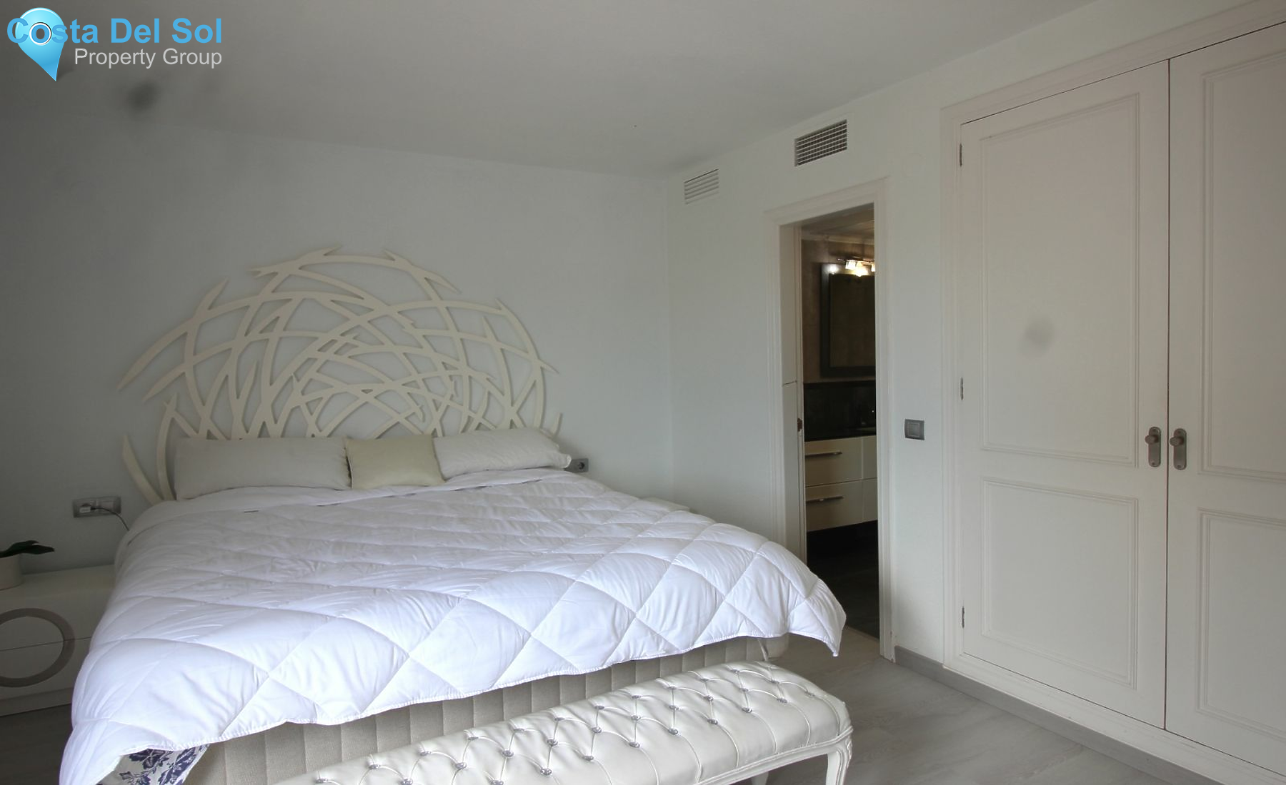 Middle Floor Apartment in Puerto Banús-1130152
