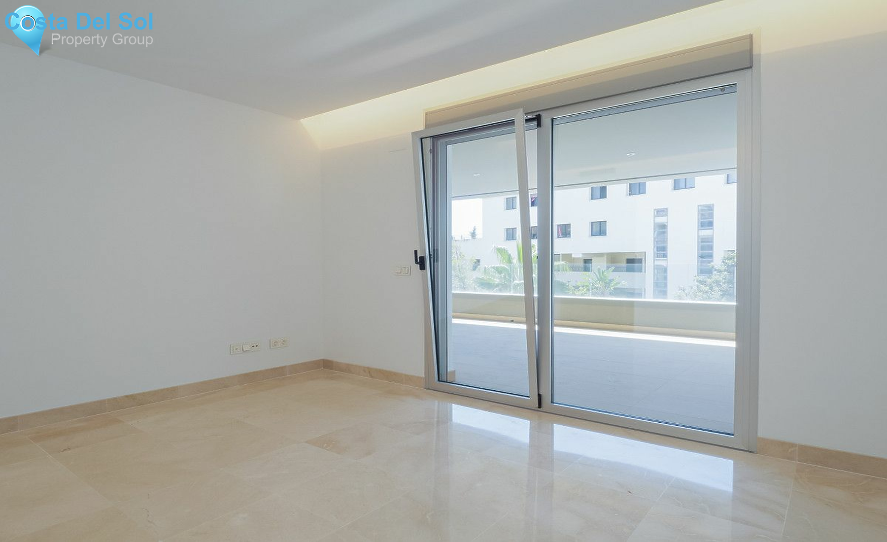 Middle Floor Apartment in Puerto Banús-1134281