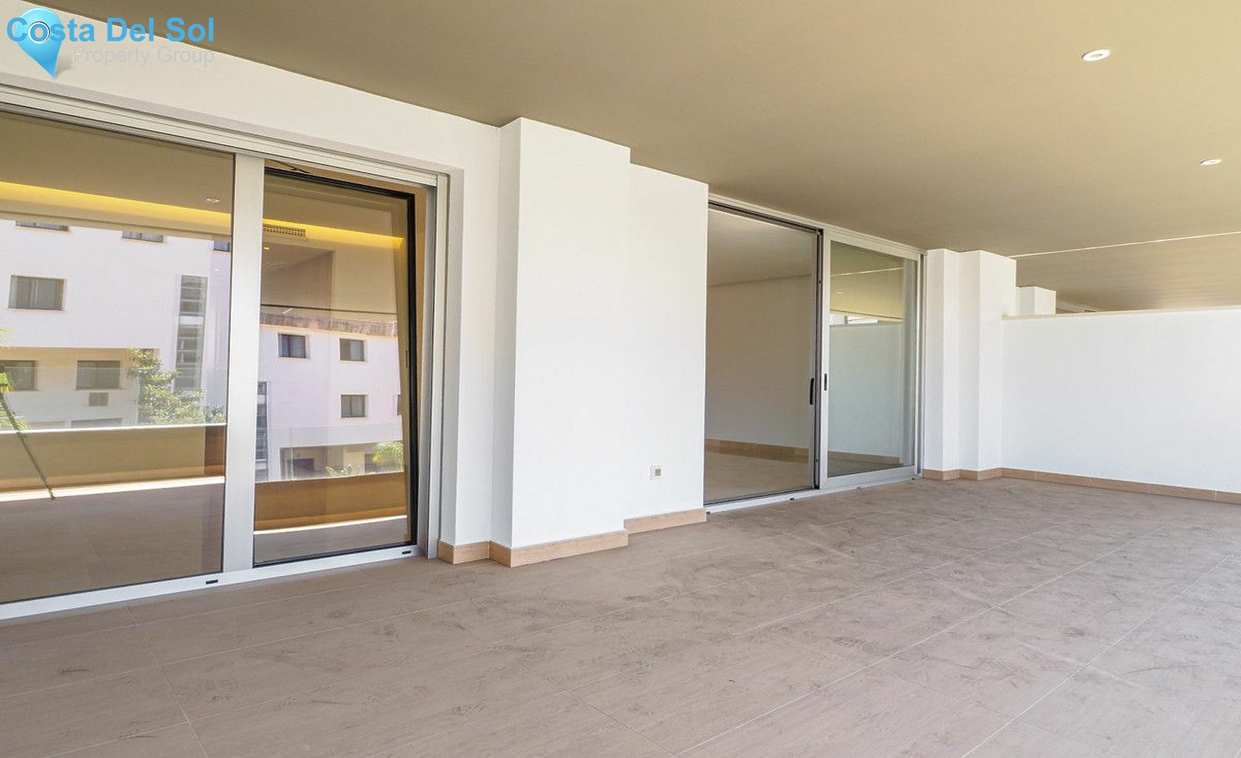 Middle Floor Apartment in Puerto Banús-1134285